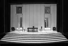 Thomas Bernhard RITTER, DENE, VOSS Theater Baden-Baden 2006